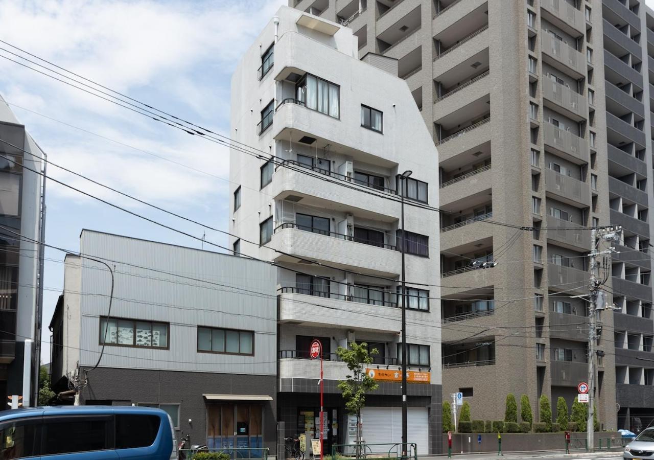 Apartment べニールメゾン泉